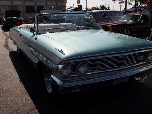 Don-Gina-Begier-1964-Ford-Galaxie-500-15-Large-1300×800