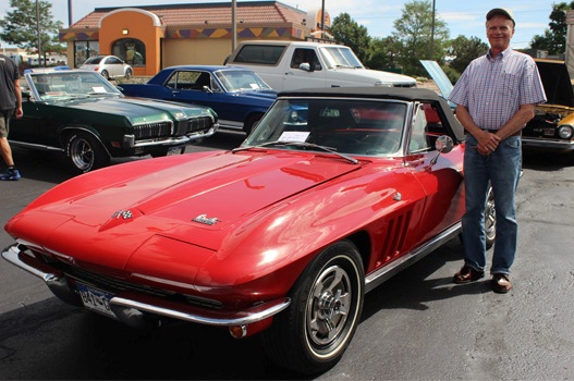 Jeff-Smith-with-his-1966-Chevy-Corvette-2nd-Place-Best-of-Show